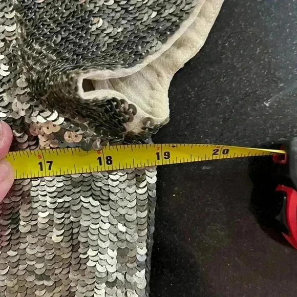 Alice + Olivia Silver Sequin Top - Sarita Short Sleeve Blouse Small Petite - Picture 6 of 12